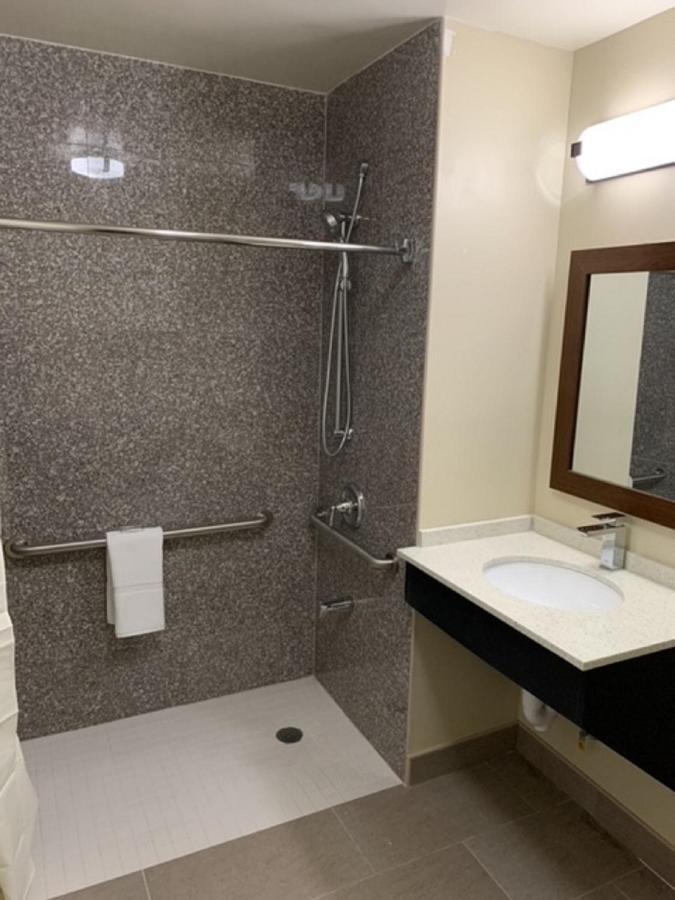 Astoria Delancy Inn & Suites New York Luaran gambar